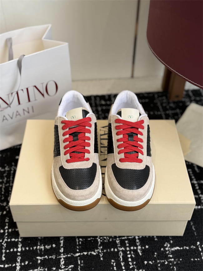 Valentino Sneakers