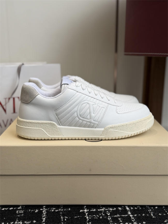 Valentino Sneakers