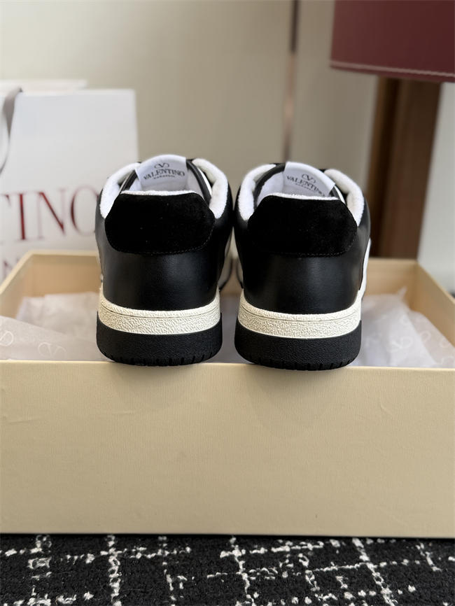 Valentino Sneakers