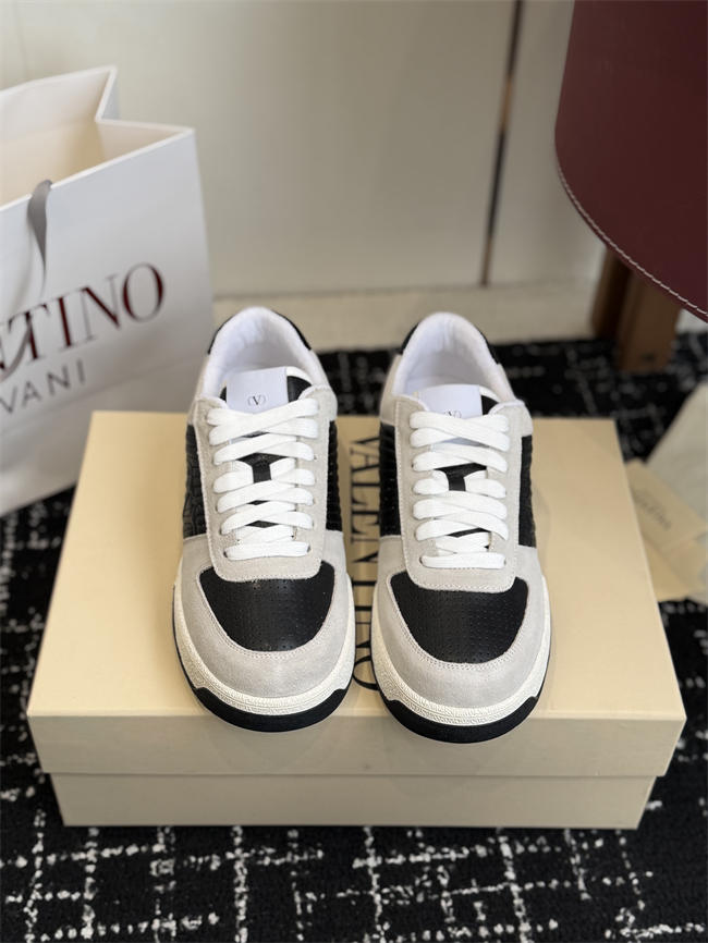 Valentino Sneakers