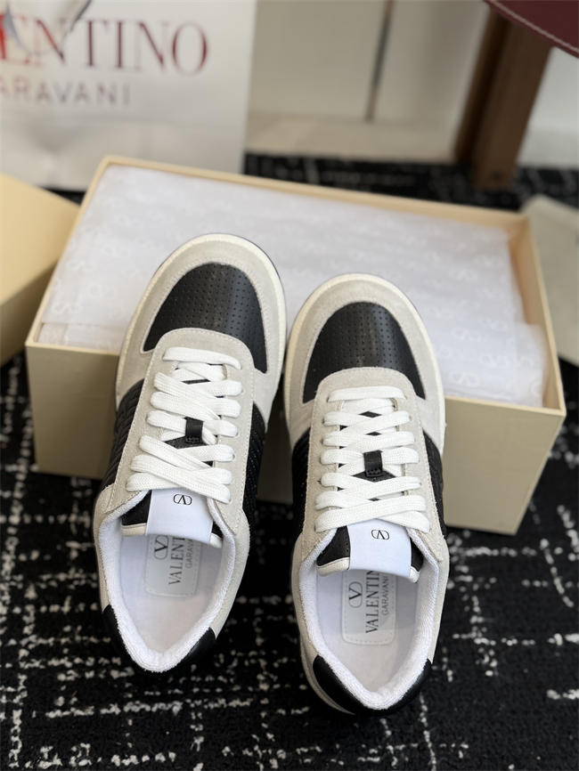 Valentino Sneakers