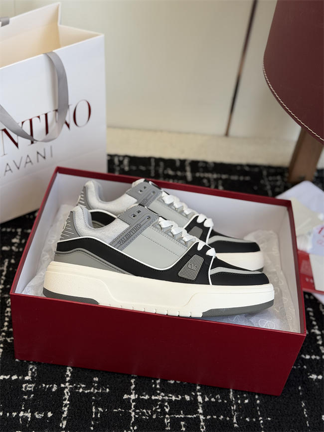 Valentino Sneakers