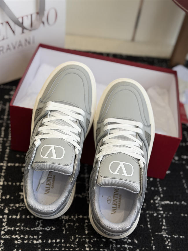 Valentino Sneakers