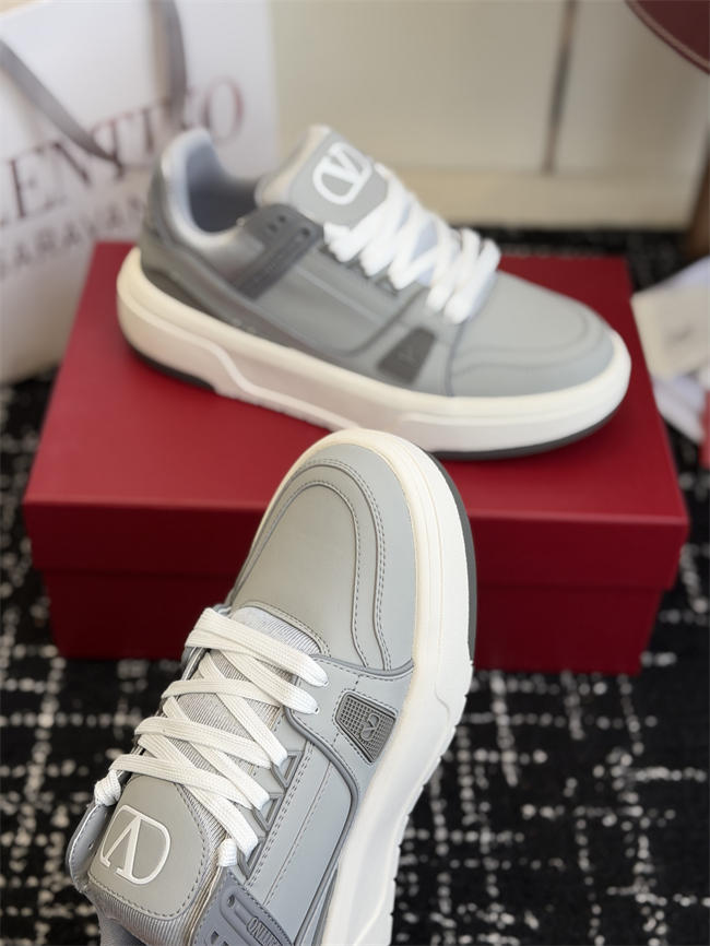 Valentino Sneakers