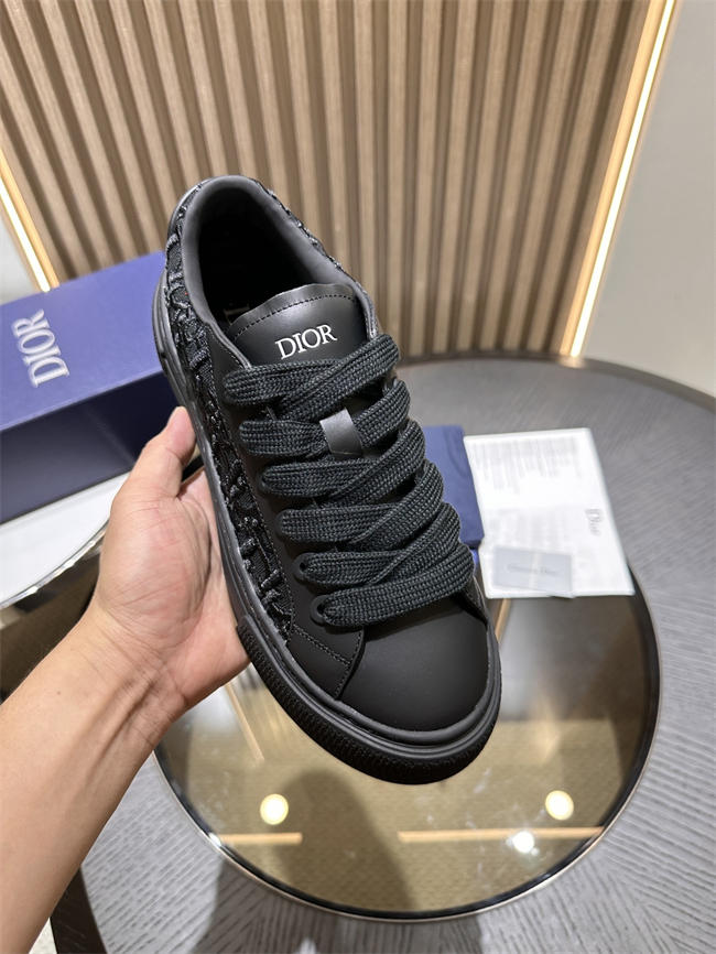 D10r sneaker