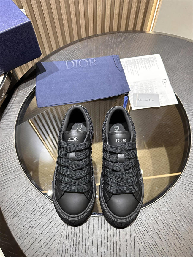 D10r sneaker