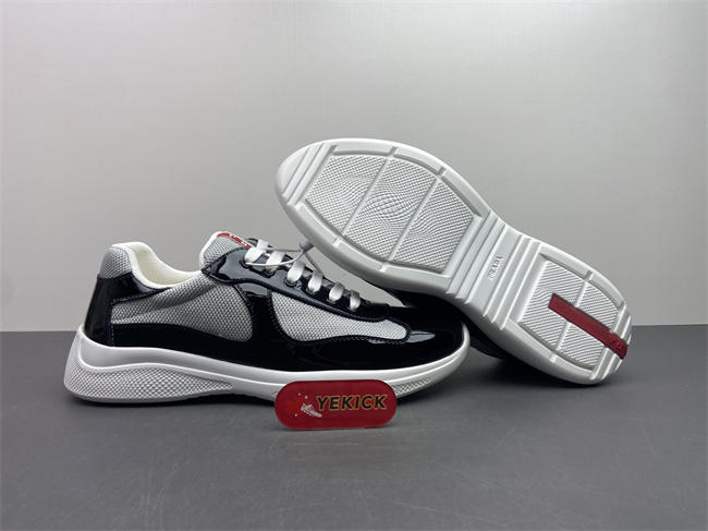 Pra*a america’s cup black