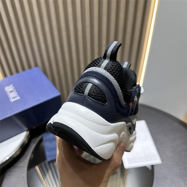 D10r b22 sneaker