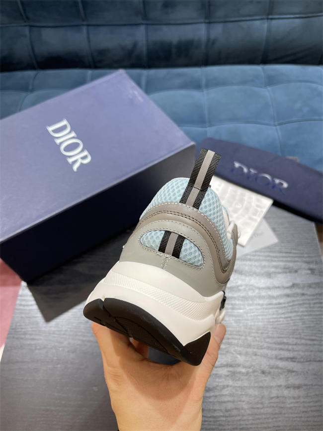 D10r b22 sneaker