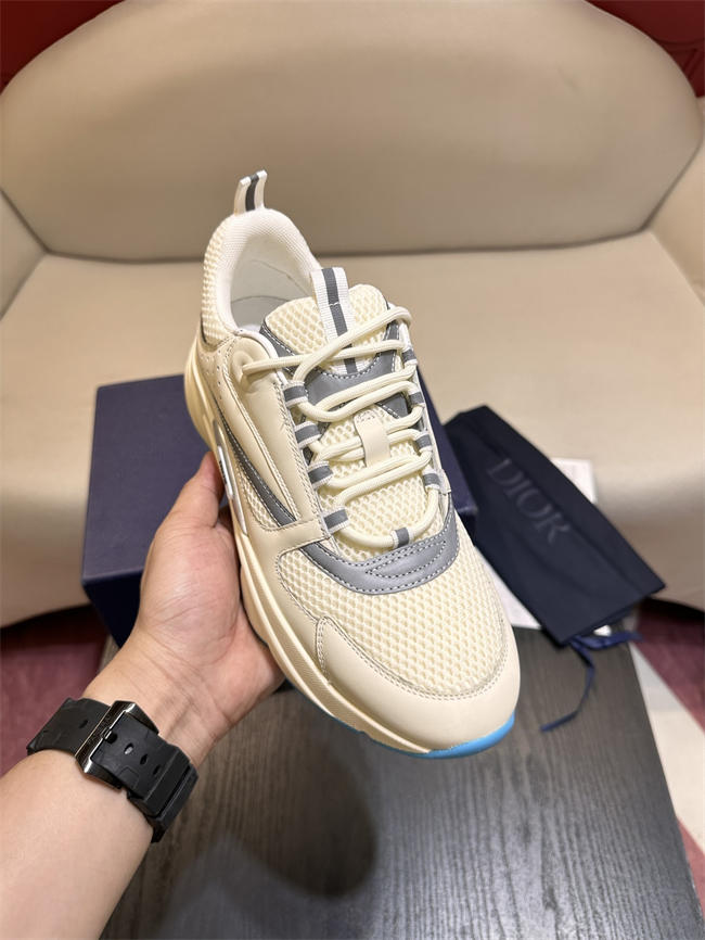 D10r b22 sneaker