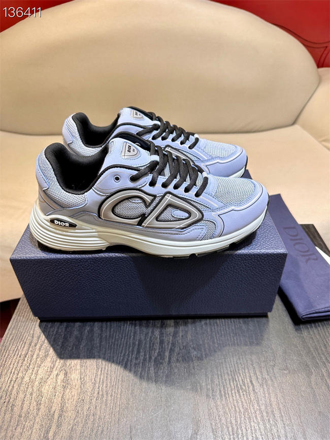 D10r b30 sneaker