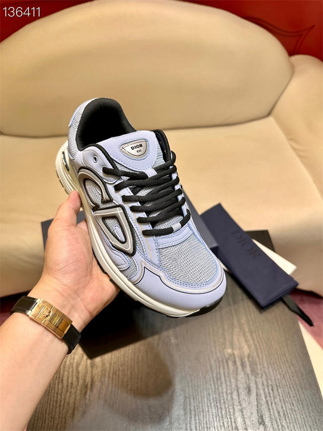 D10r b30 sneaker