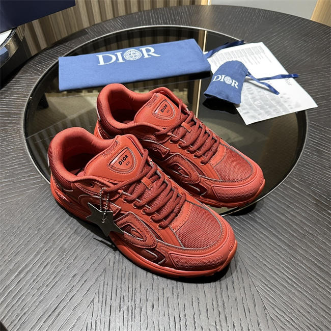 D10r b30 sneaker