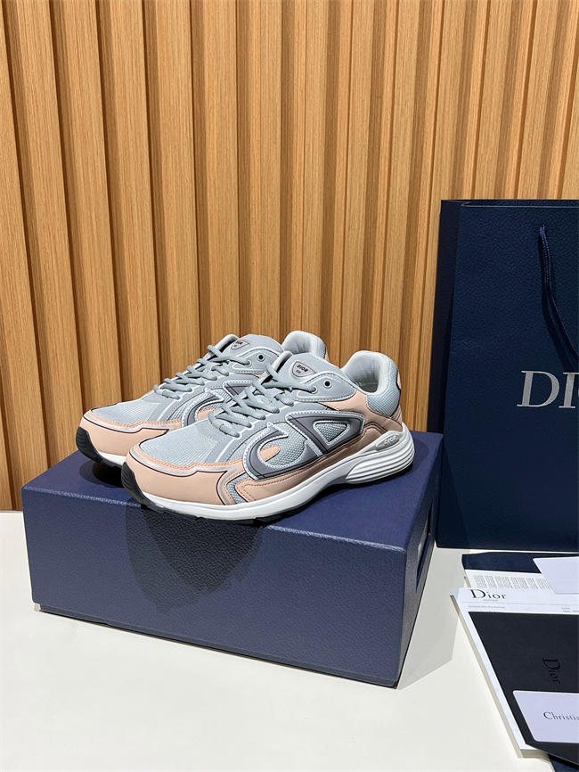 D10r b30 sneaker