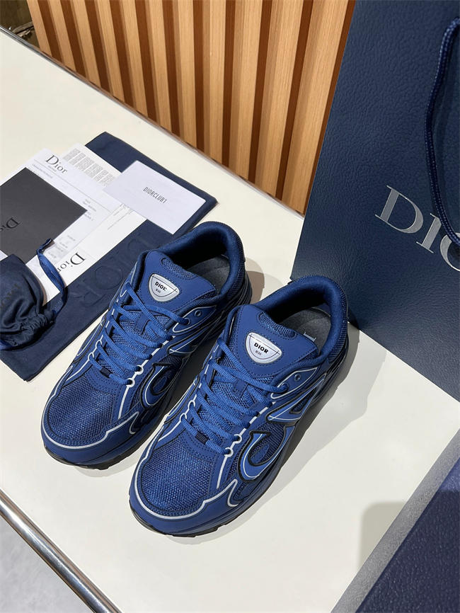 D10r b30 sneaker