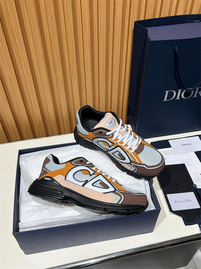 D10r b30 sneaker
