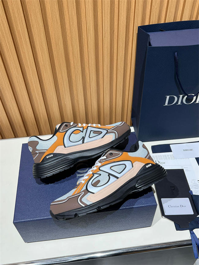 D10r b30 sneaker