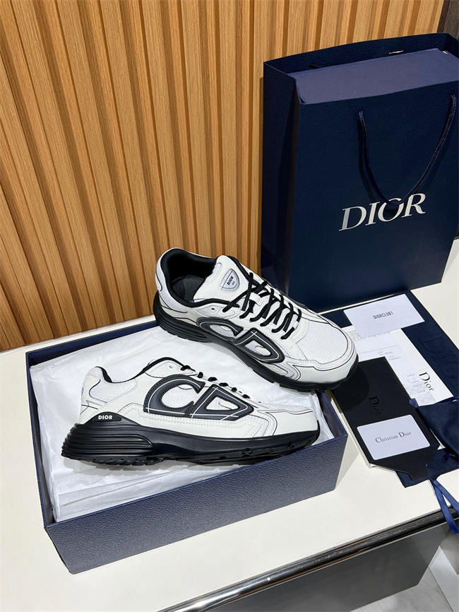 D10r b30 sneaker