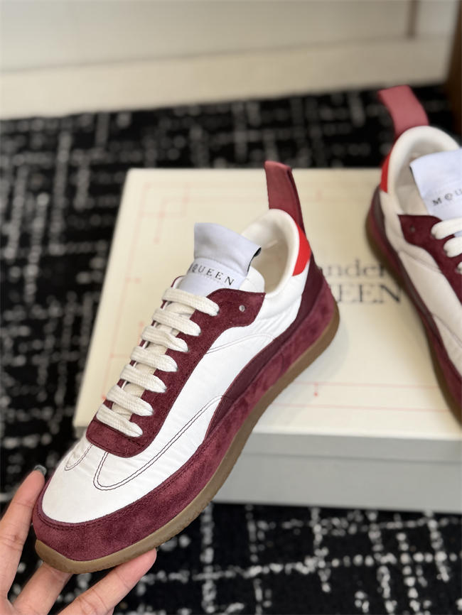 Mcqv*en sneaker