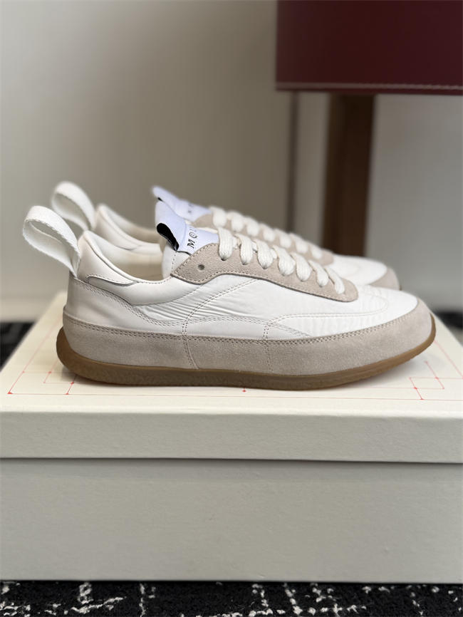 Mcqv*en sneaker