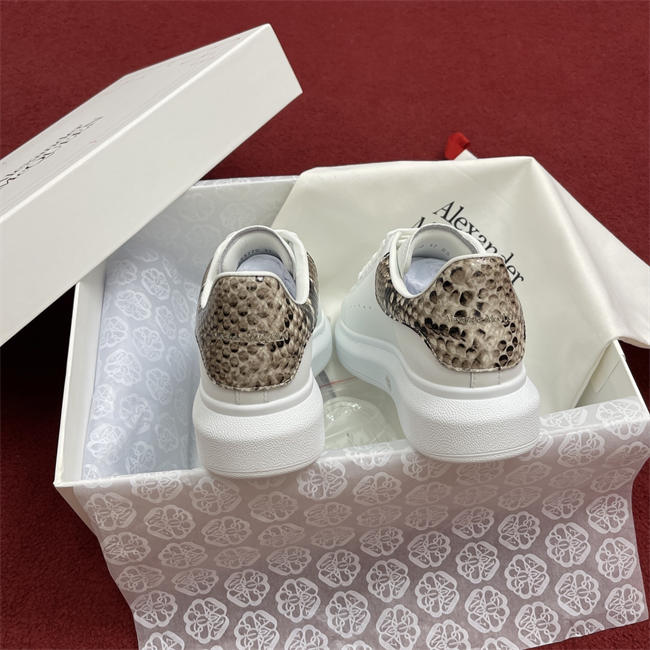 Mcqv*en sneaker