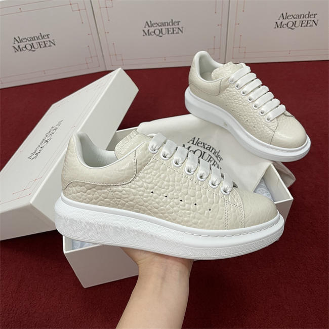 Mcqv*en sneaker