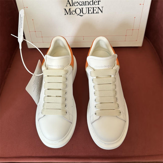Mcqv*en sneaker