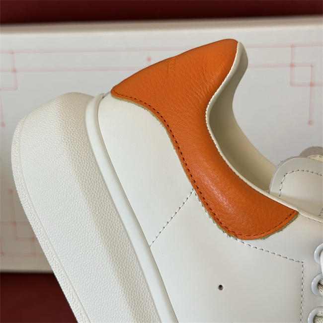 Mcqv*en sneaker