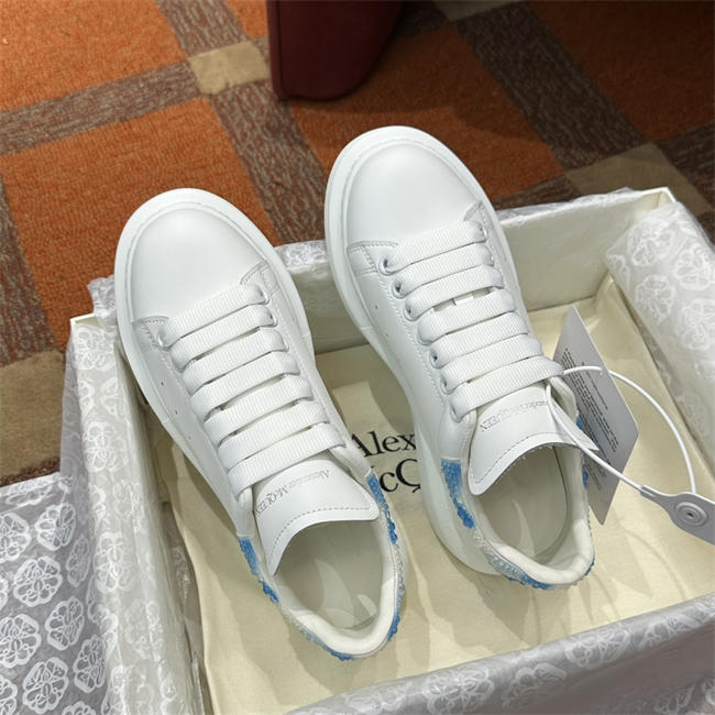 Mcqv*en sneaker