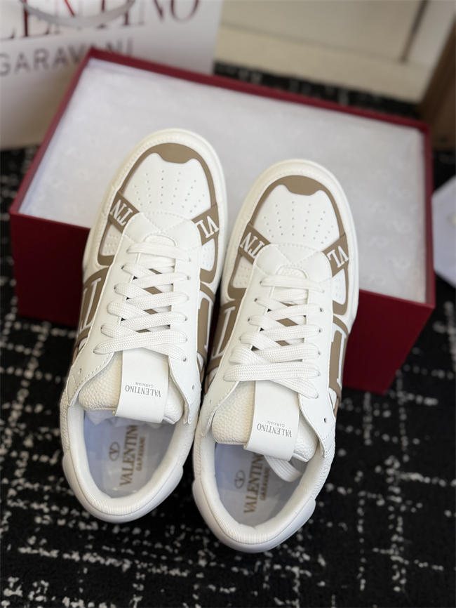 Valentino Sneakers
