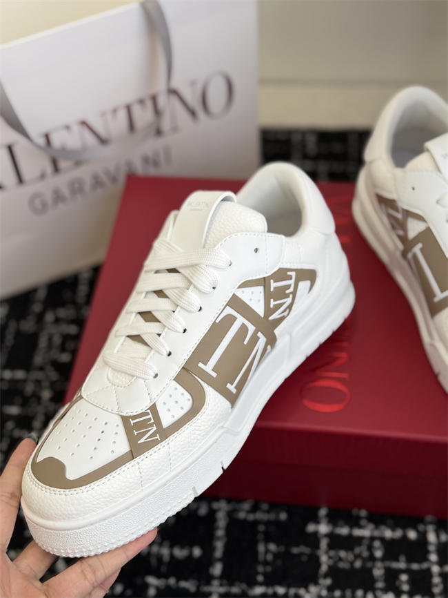 Valentino Sneakers
