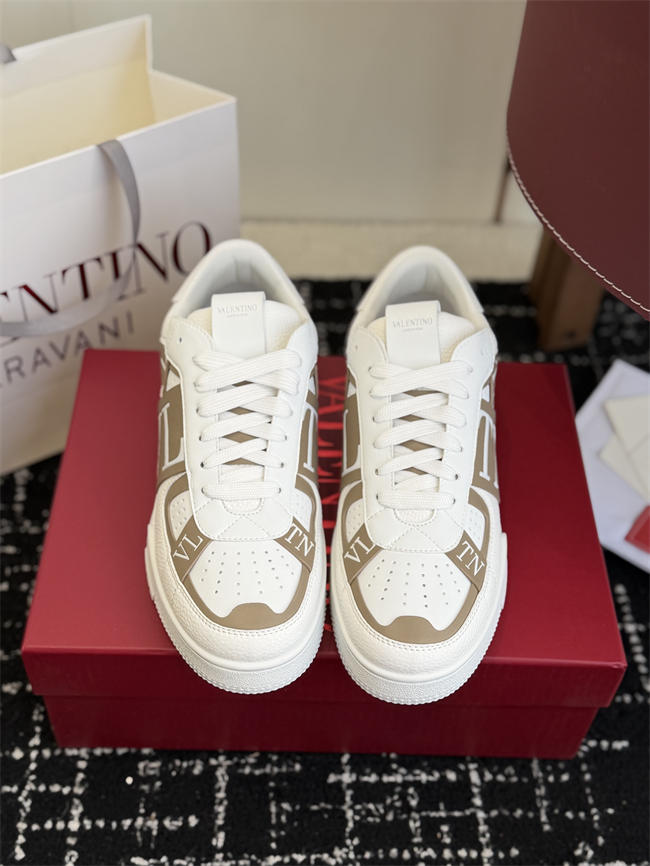Valentino Sneakers