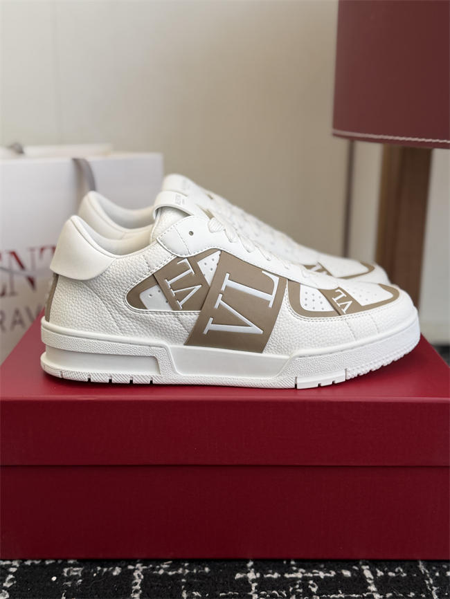 Valentino Sneakers