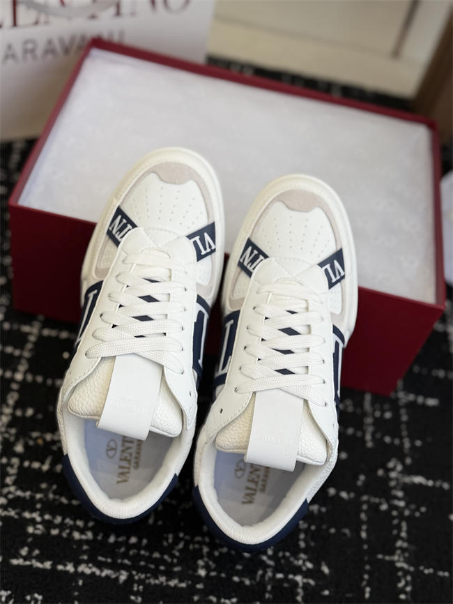 Valentino Sneakers