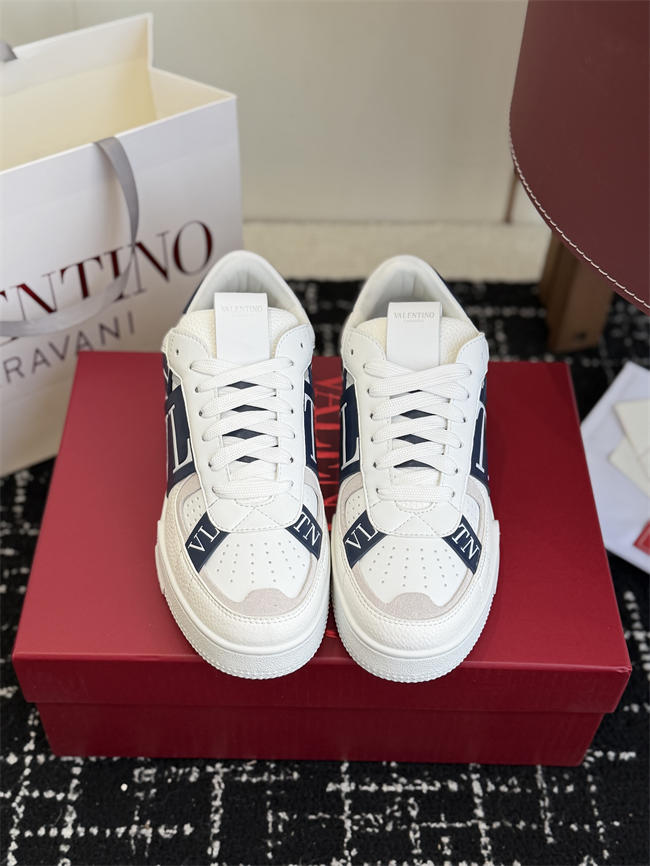 Valentino Sneakers
