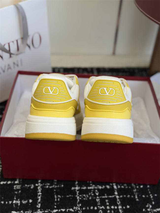 Valentino Sneakers