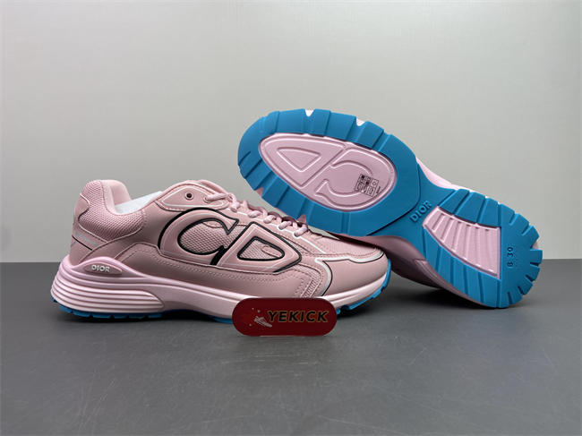 D10r b30 sneaker