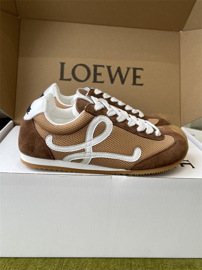 L0ew* sneaker