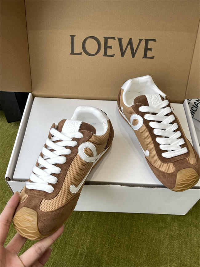 L0ew* sneaker
