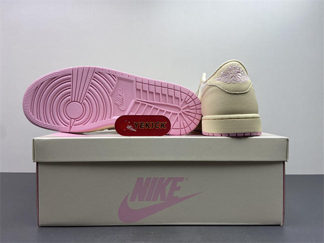 Travis Scott x Air Jordan 1 Low OG Shy Pink IQ7604-100