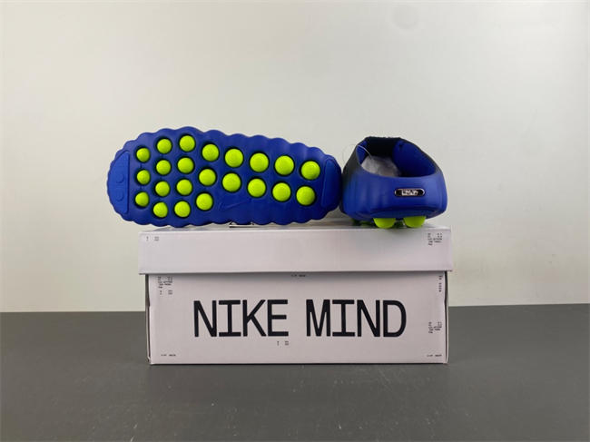 Nike Mind 001 Flyknit “Hyper Royal” IR2175-400